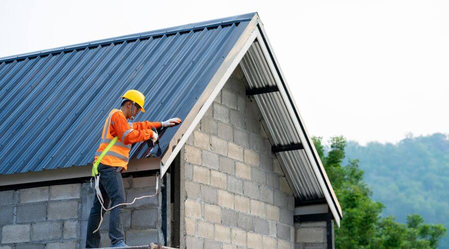 Expert top industrial roofings services in Mascot, VA